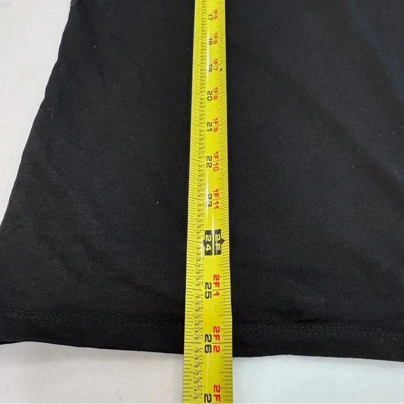 Guess Men's Embossed Quilted Logo Jet Black T-Shirt Small - Picture 6 of 9